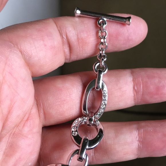 🖤Swarovski💕crystal toggle bracelet - Picture 5 of 15
